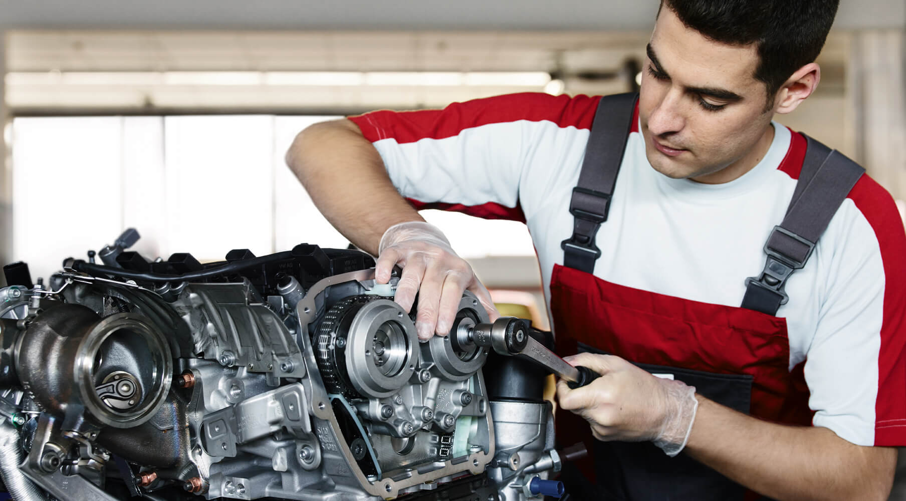 SEAT Buy Used Cars – Mechanic inspecting engine quality checks